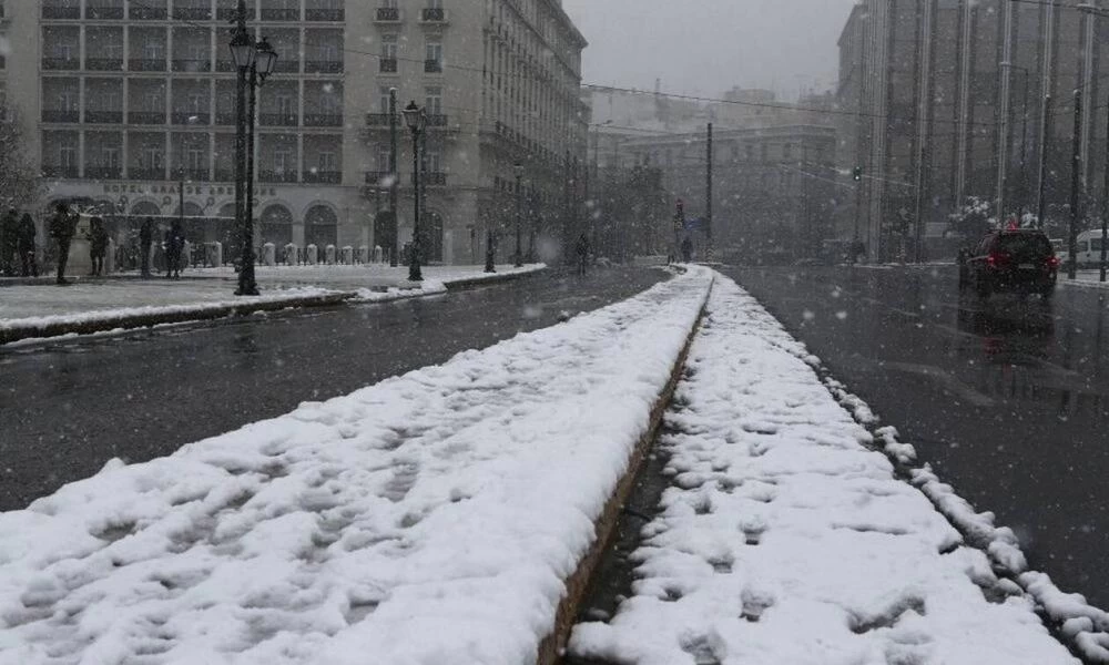 Σάκης Αρναούτογλου: Ξανά χιόνια στην Αττική – Τα τελευταία στοιχεία για τον καιρό